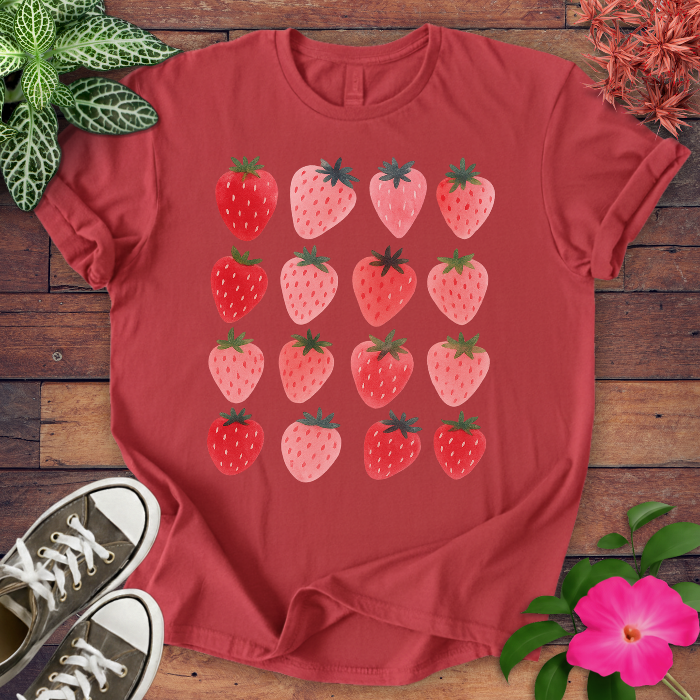 Strawberry Pattern T-shirt