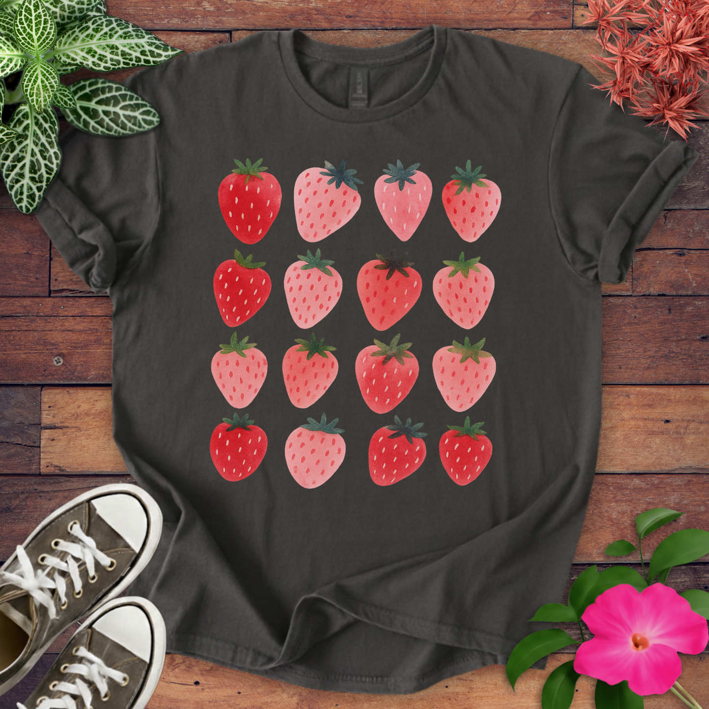 Strawberry Pattern T-shirt