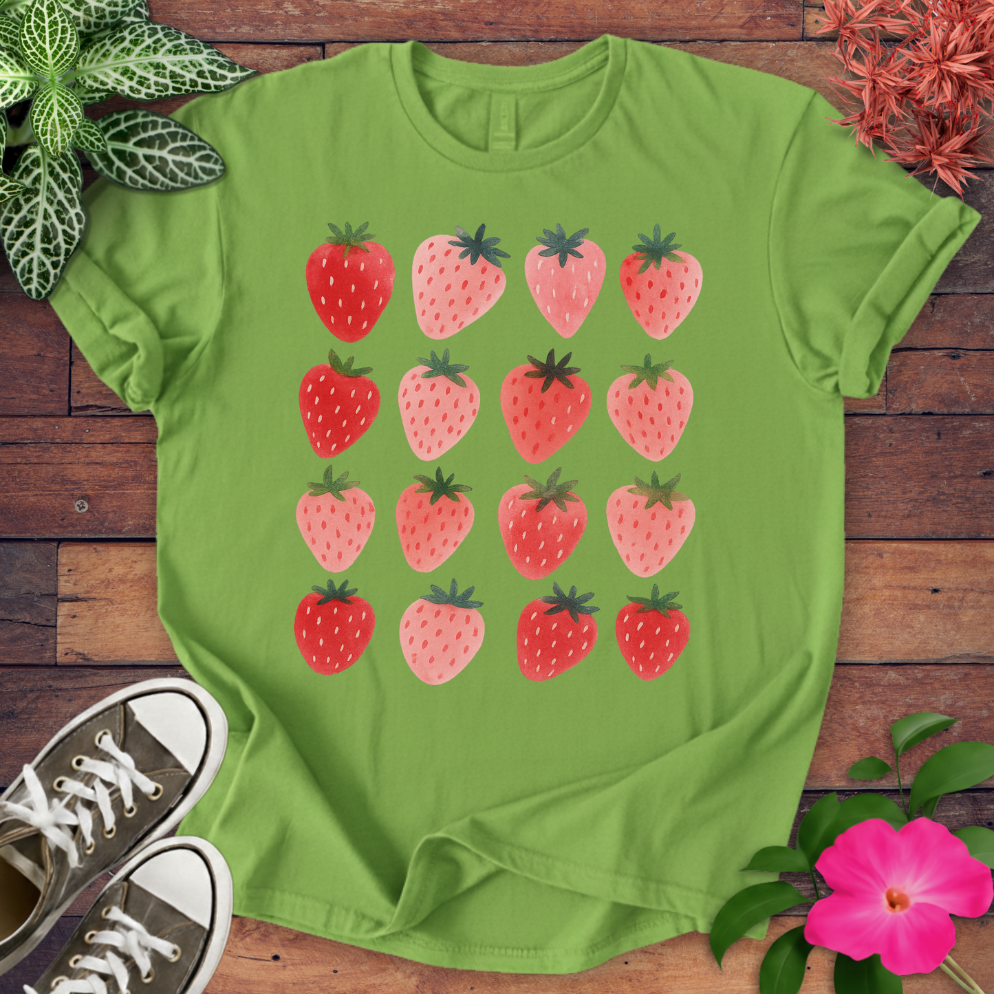 Strawberry Pattern T-shirt